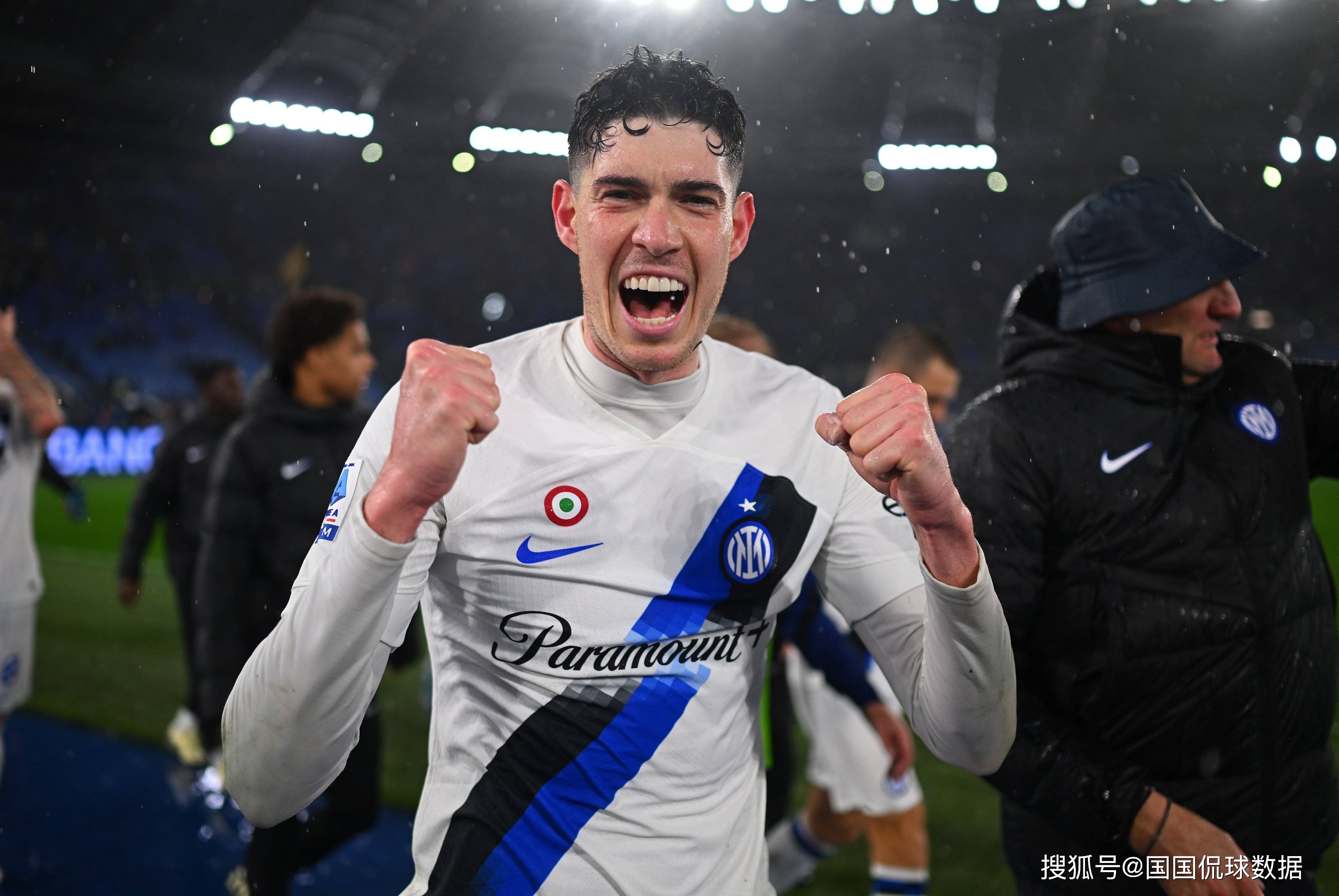 包含清晨全明星赛焦点战,罗马外线爆发,悬念犹存,年轻球员得到机会的词条 包含清晨全明星赛焦点战,罗马外线爆发,悬念犹存,年轻球员得到机会的词条