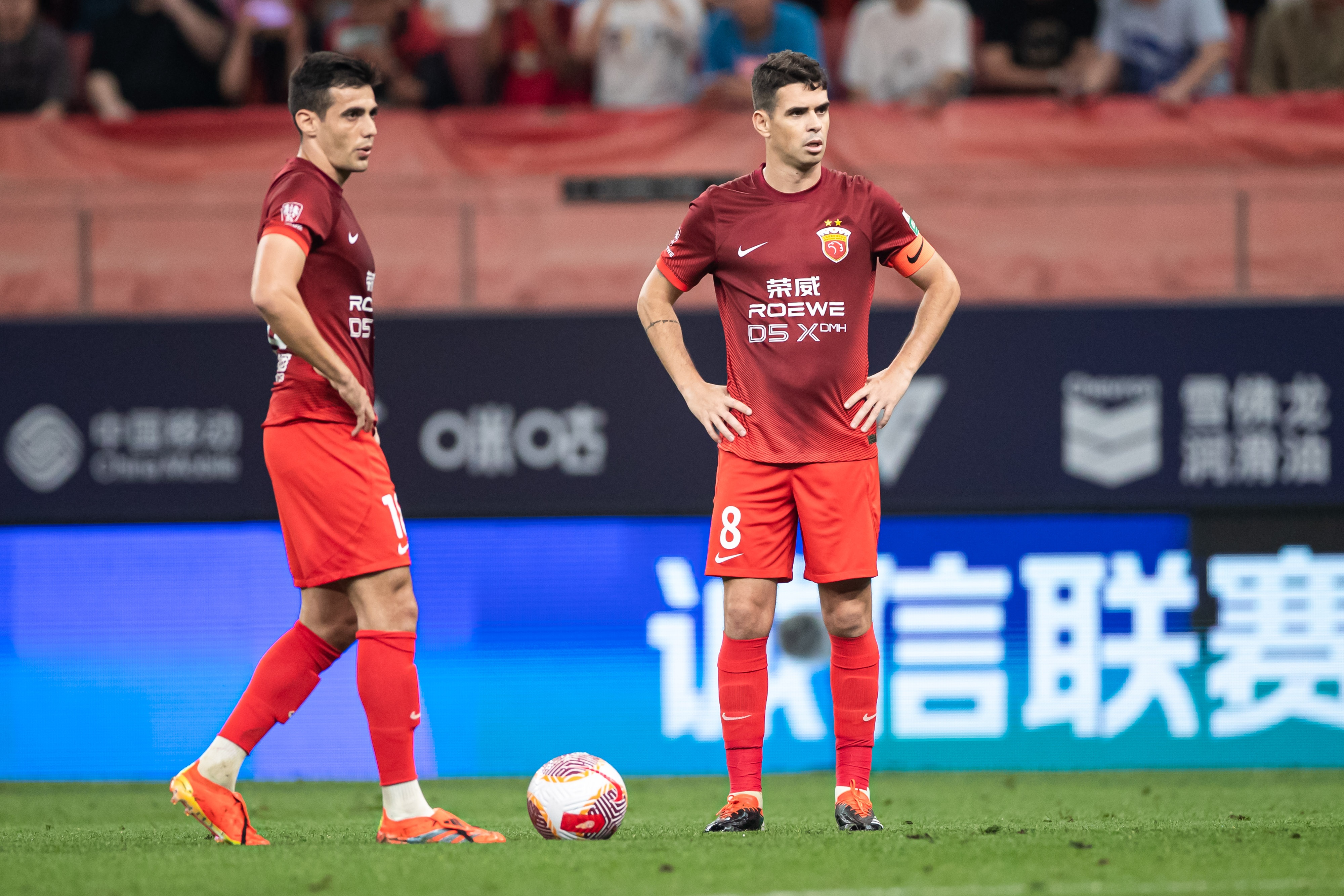 意甲倒计时,上海申花集结日再遭质疑,细节引发关注,底气十足,年轻球员得到机会的简单介绍 意甲倒计时,上海申花集结日再遭质疑,细节引发关注,底气十足,年轻球员得到机会的简单介绍