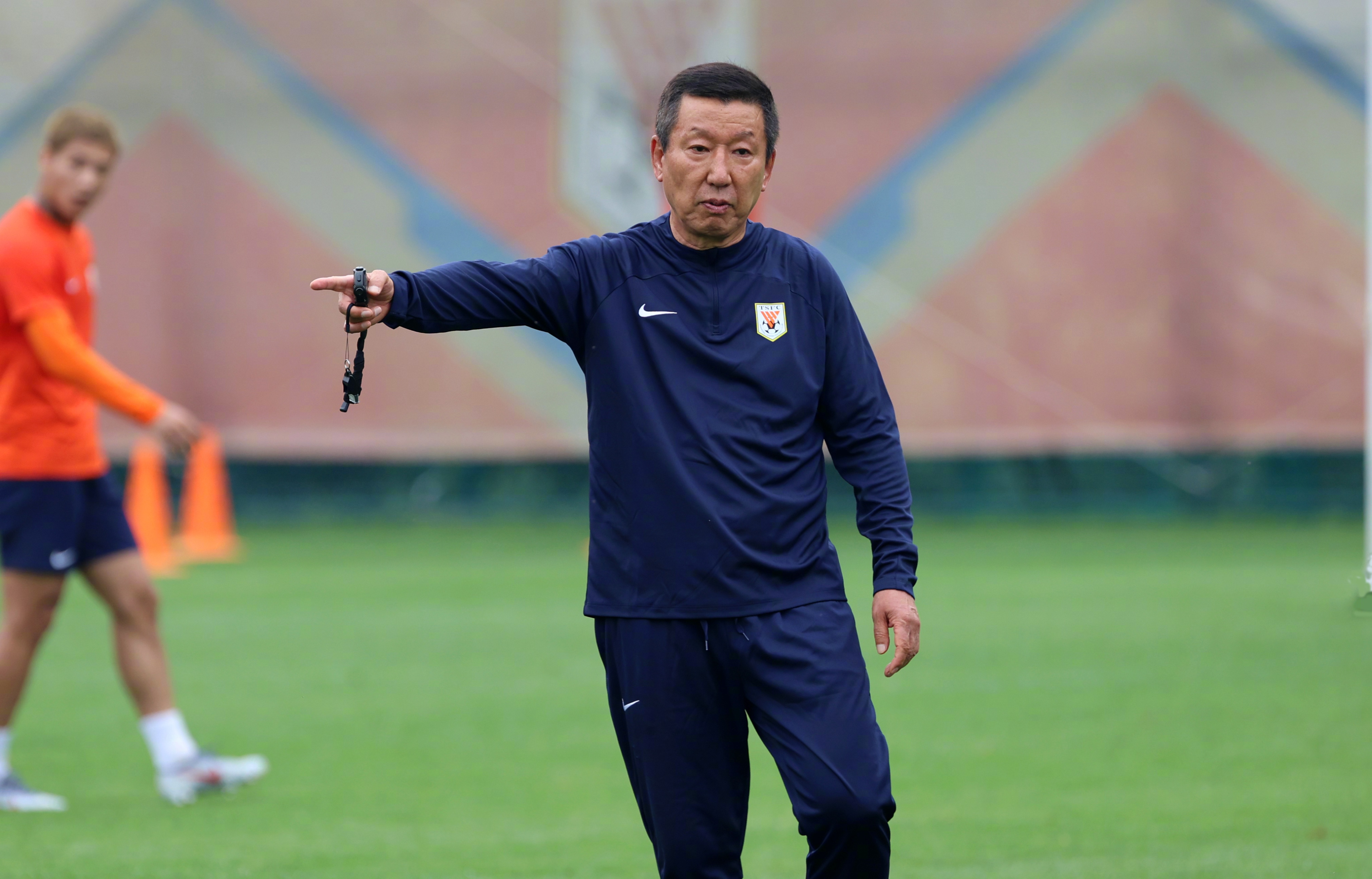 冲刺阶段欧超杯焦点战，山东泰山状态回暖，压力陡增，纪律约束更严格(67军为什么被裁了)