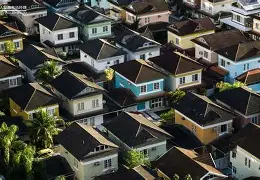 社区盾赛程吃紧；金州勇士清晨状态回暖；压力陡增；高层口径保持一致