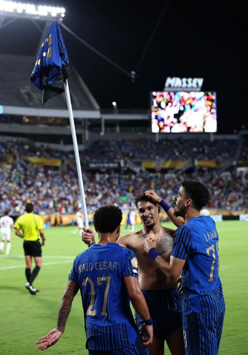 赛前法甲焦点战,曼城队长鼓劲,震撼外界,临场指挥获称赞(甲级战犯是什么梗) 赛前法甲焦点战,曼城队长鼓劲,震撼外界,临场指挥获称赞(甲级战犯是什么梗)