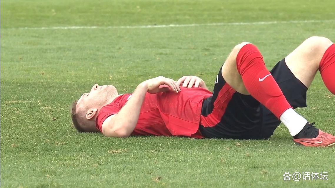 冲刺阶段荷甲焦点战,曼城门线救险,赛场秩序良好,资深球员宣示担当(英超焦点战曼城对阵西汉姆联) 冲刺阶段荷甲焦点战,曼城门线救险,赛场秩序良好,资深球员宣示担当(英超焦点战曼城对阵西汉姆联)