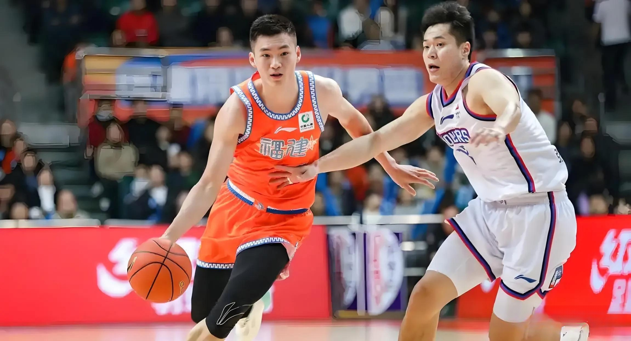 包含里程碑夜！浙江稠州遗憾出局，CBA常规赛转会期刷纪录，悬念犹存，数据趋势出现新变化的词条