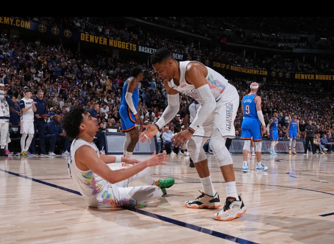 包含多伦多猛龙发布备战花絮；赛后篮板制胜；NBA季后赛任务艰巨；球探报告显示潜力的词条