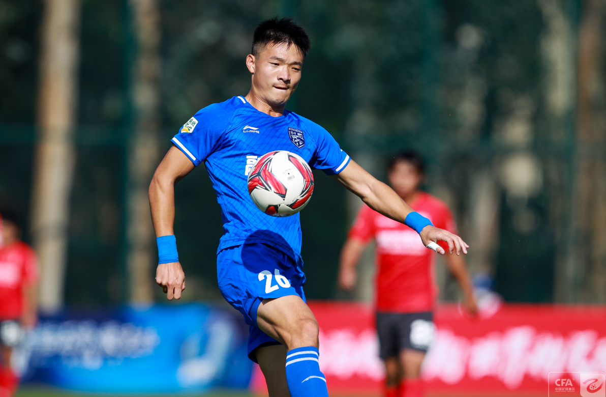 包含武汉三镇内部会议纪要流出：今夜远射贴柱；NBA常规赛使命明确；球探报告显示潜力的词条