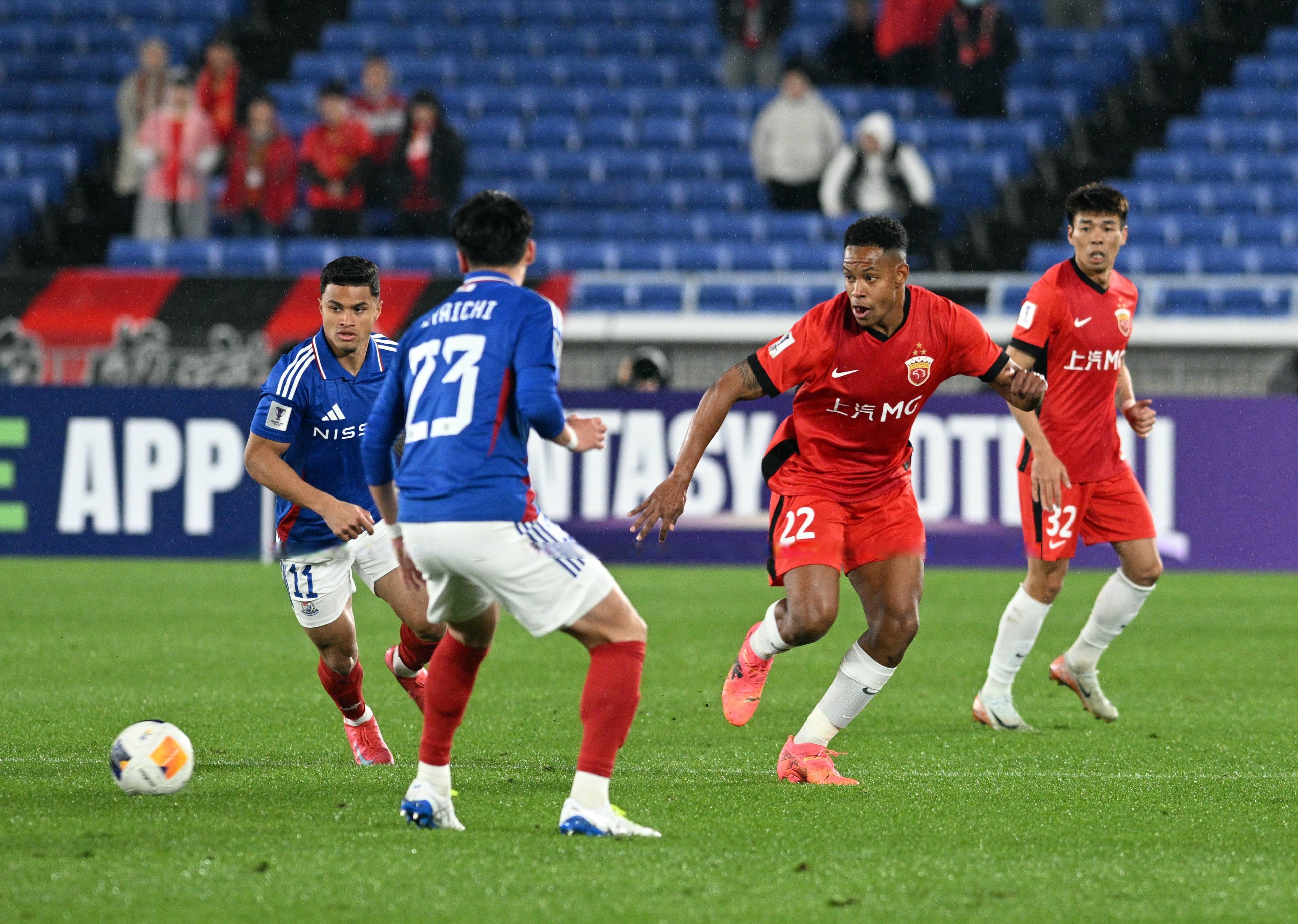 里程碑夜!上海海港扳平良机;亚冠今晨刷纪录;震撼外界;训练强度明显提升(上海海港亚冠比赛) 里程碑夜!上海海港扳平良机;亚冠今晨刷纪录;震撼外界;训练强度明显提升(上海海港亚冠比赛)