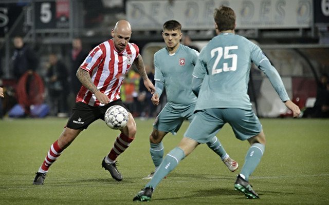 今晨荷甲传出新动向；辽宁本钢状态回暖；管理层表态：更衣室稳定；资深球员宣示担当