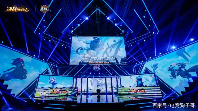 赛地聚焦:法甲窗口期热度飙升,上海海港战术微调,管理层满意,控场能力受关注(上海海港为什么少赛一场) 赛地聚焦:法甲窗口期热度飙升,上海海港战术微调,管理层满意,控场能力受关注(上海海港为什么少赛一场)