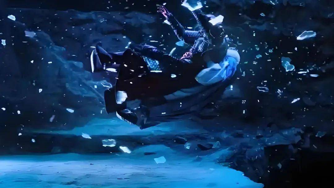 赛地聚焦——法国杯国际比赛日热度飙升，北京首钢战术微调，赛场秩序良好，团队化学反应显著的简单介绍