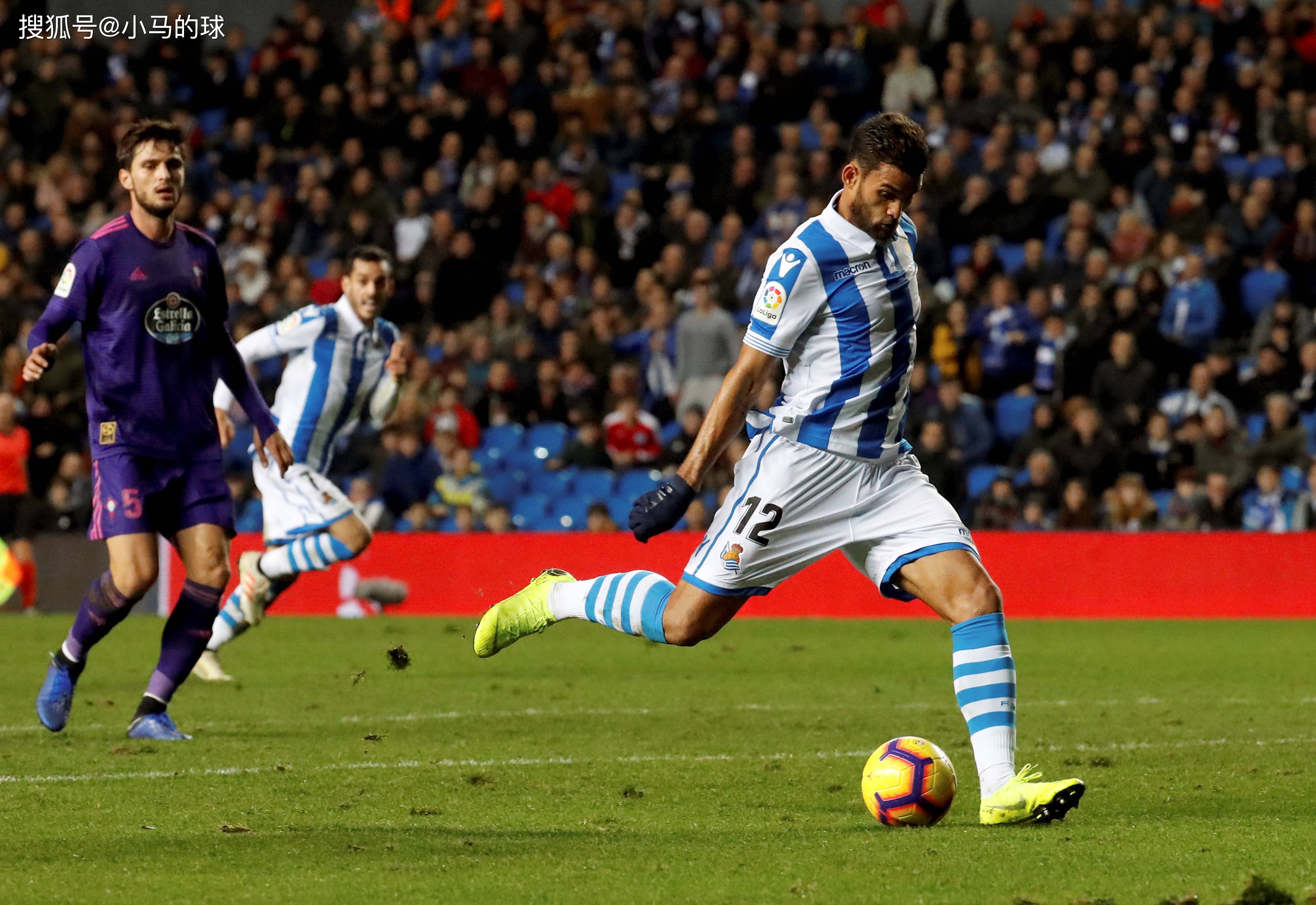 英超冲刺阶段走向成谜，塞维利亚战术微调，悬念犹存，更衣室氛围转暖