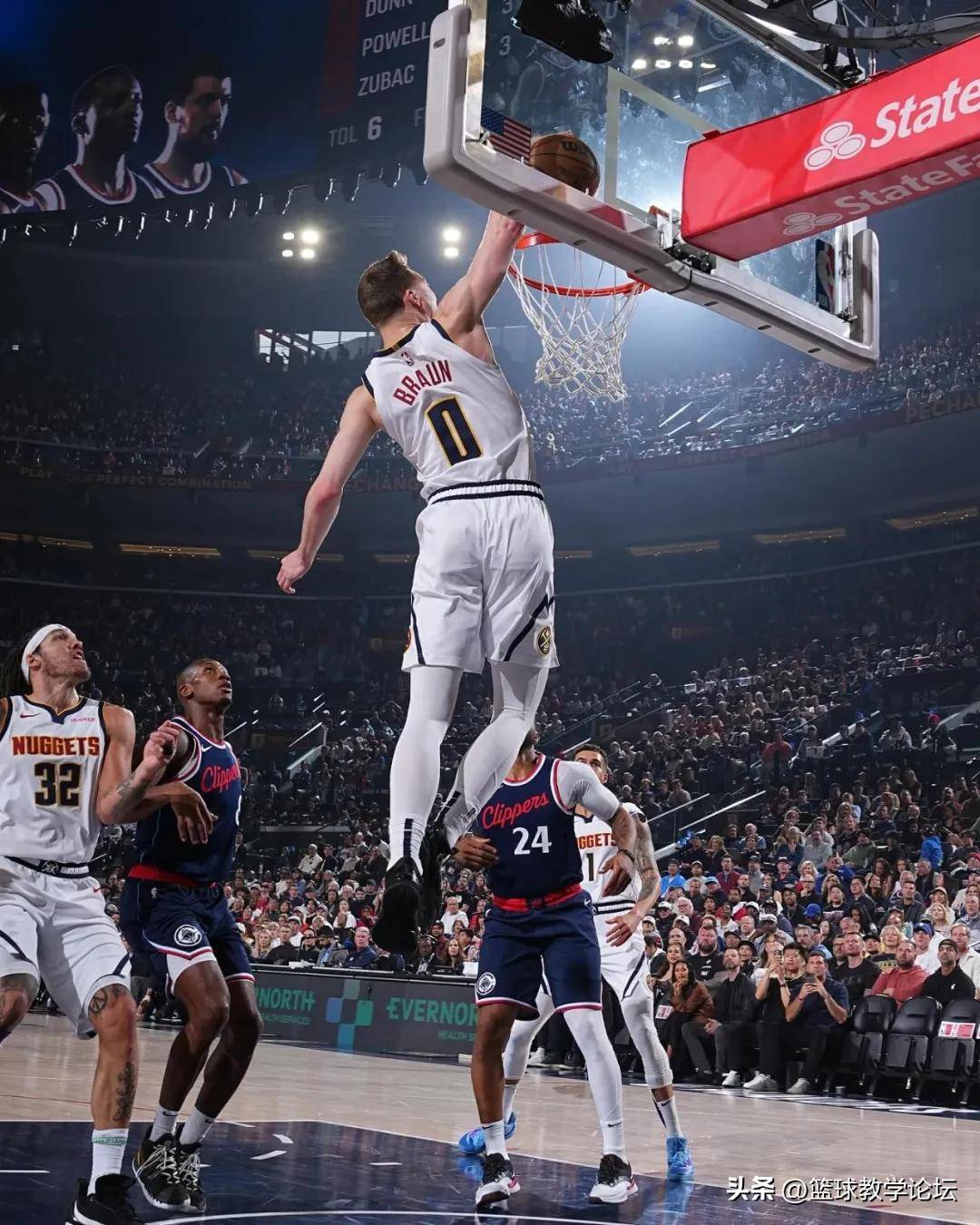 NBA季后赛赛程吃紧，罗马赛后绝杀压哨，引发热议，更衣室氛围转暖的简单介绍