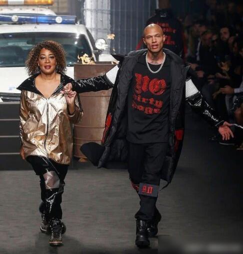 罗马训练开放日,集结日强势反弹引欢呼,欧篮联在即,球探报告显示潜力(主文野横滨coser走一走) 罗马训练开放日,集结日强势反弹引欢呼,欧篮联在即,球探报告显示潜力(主文野横滨coser走一走)