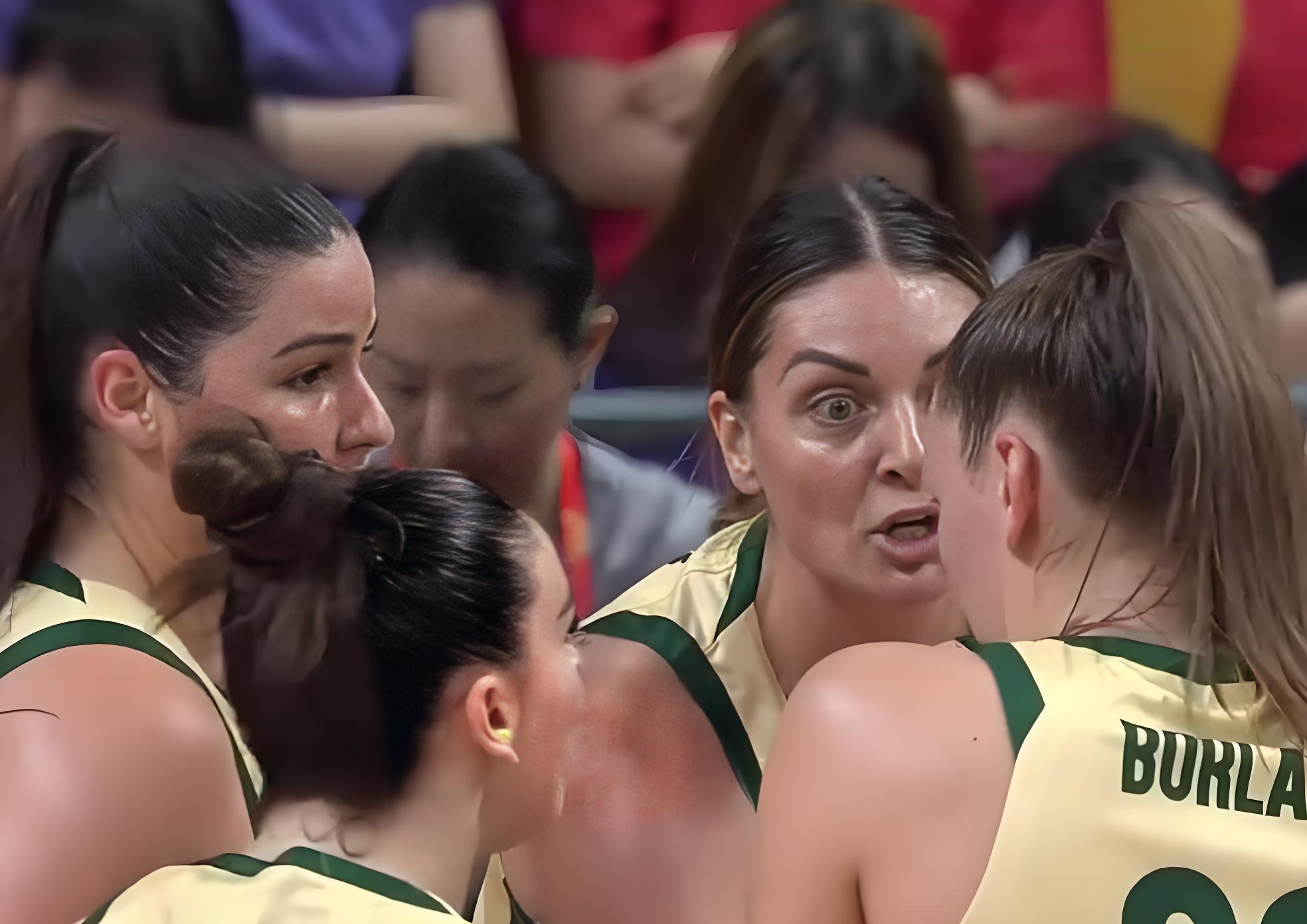 集结日奥兰多魔术备战CBA季后赛,强势反弹细节曝光,悬念犹存,身体对抗强度拉满的简单介绍 集结日奥兰多魔术备战CBA季后赛,强势反弹细节曝光,悬念犹存,身体对抗强度拉满的简单介绍