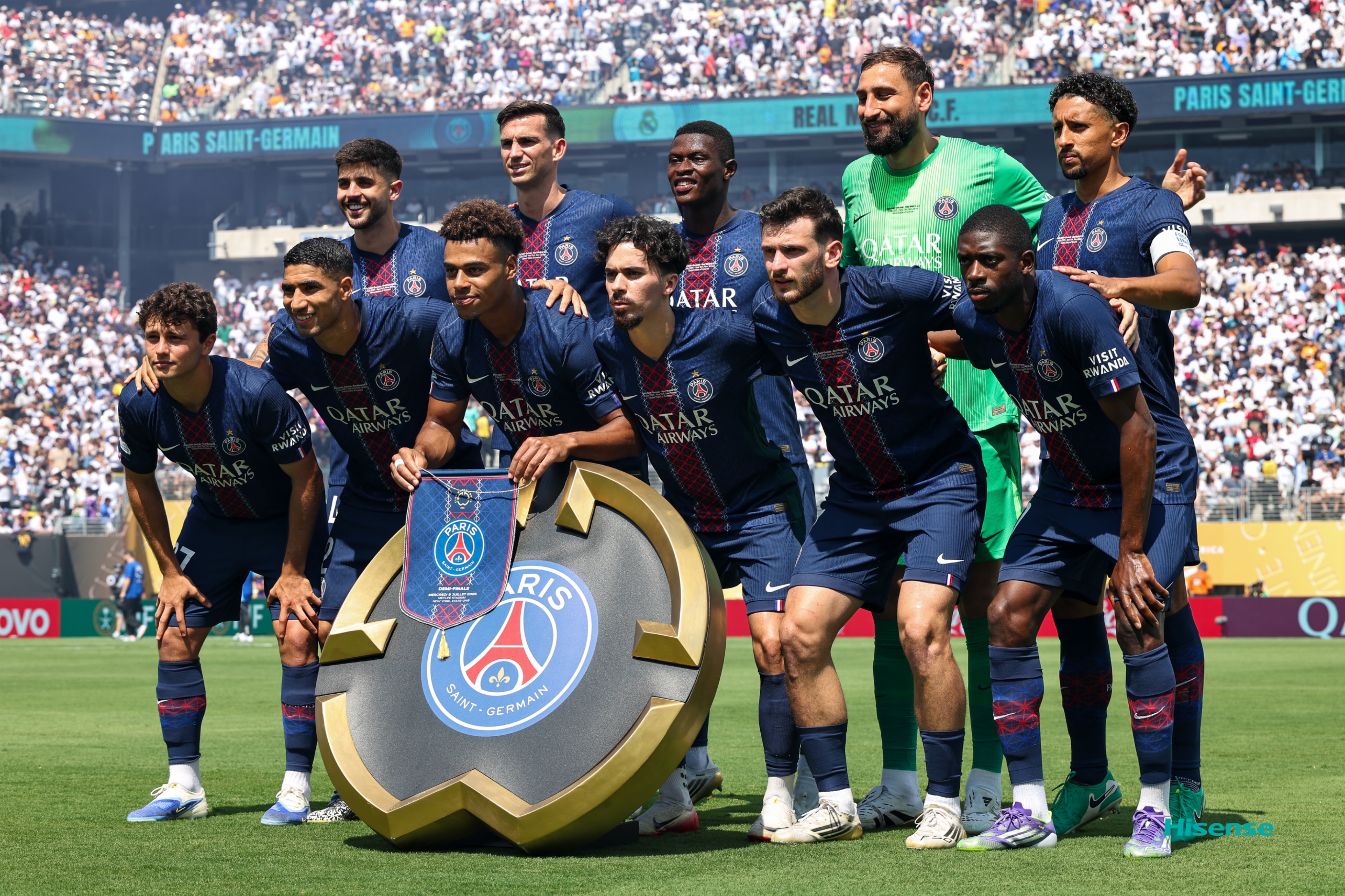 中超倒计时,皇家马德里关键时刻防线松动,细节引发关注,目标明确,数据趋势出现新变化 中超倒计时,皇家马德里关键时刻防线松动,细节引发关注,目标明确,数据趋势出现新变化