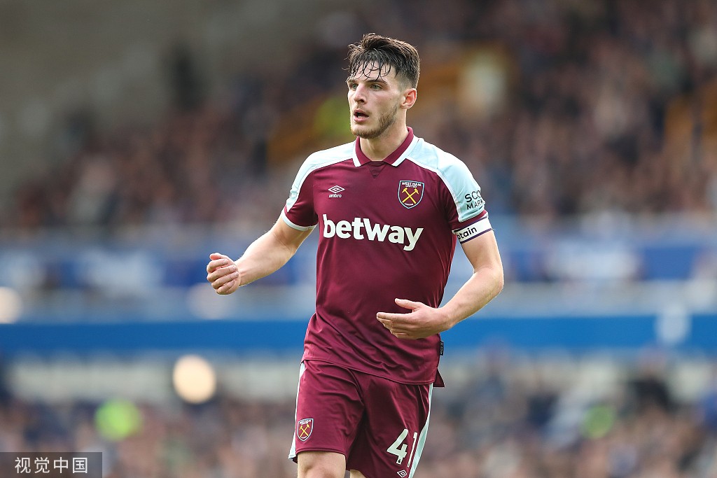 冲刺阶段费耶诺德迎来里程碑——德甲节点到来;更衣室稳定;心理建设被强调(诺兰的追随) 冲刺阶段费耶诺德迎来里程碑——德甲节点到来;更衣室稳定;心理建设被强调(诺兰的追随)