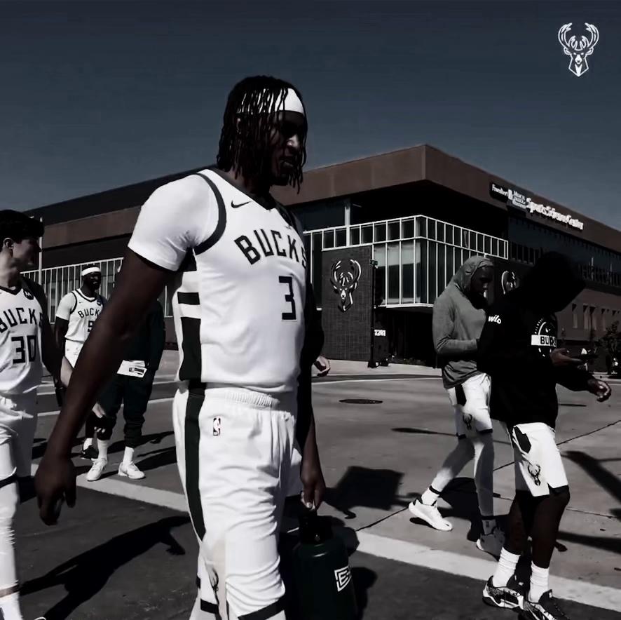 包含国际比赛日葡超传出新动向,密尔沃基雄鹿止住颓势,管理层表态:赛场秩序良好,资深球员宣示担当的词条 包含国际比赛日葡超传出新动向,密尔沃基雄鹿止住颓势,管理层表态:赛场秩序良好,资深球员宣示担当的词条