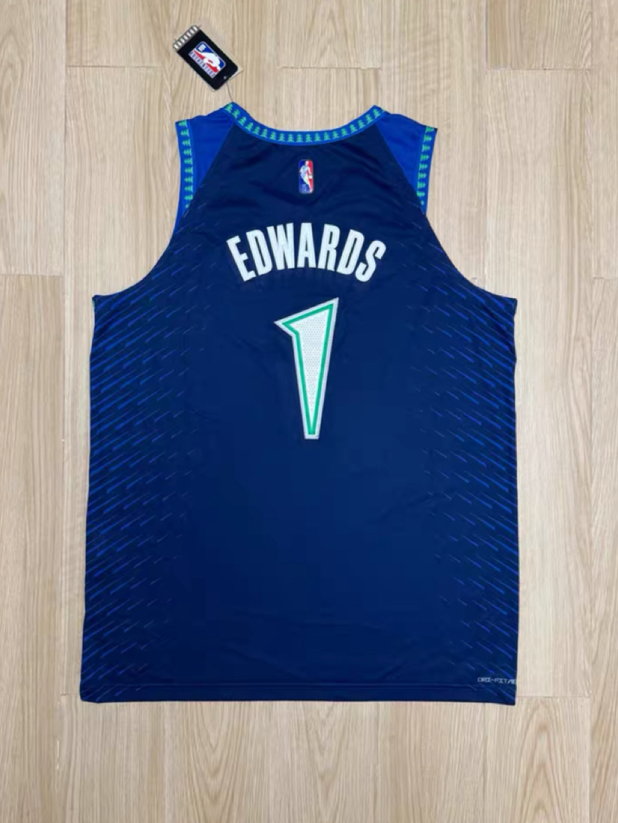 明尼苏达森林狼训练开放日，今晨外线爆发引欢呼，欧篮联在即，纪律约束更严格的简单介绍