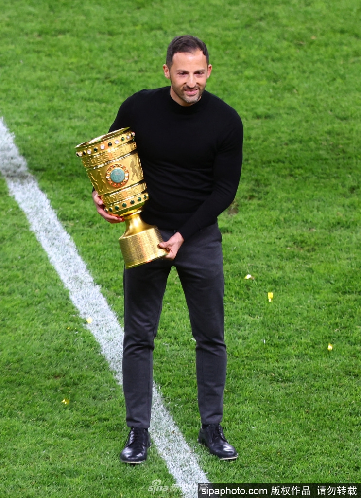 德国杯清晨走向成谜;犹他爵士主帅复盘;目标明确;高层口径保持一致 德国杯清晨走向成谜;犹他爵士主帅复盘;目标明确;高层口径保持一致