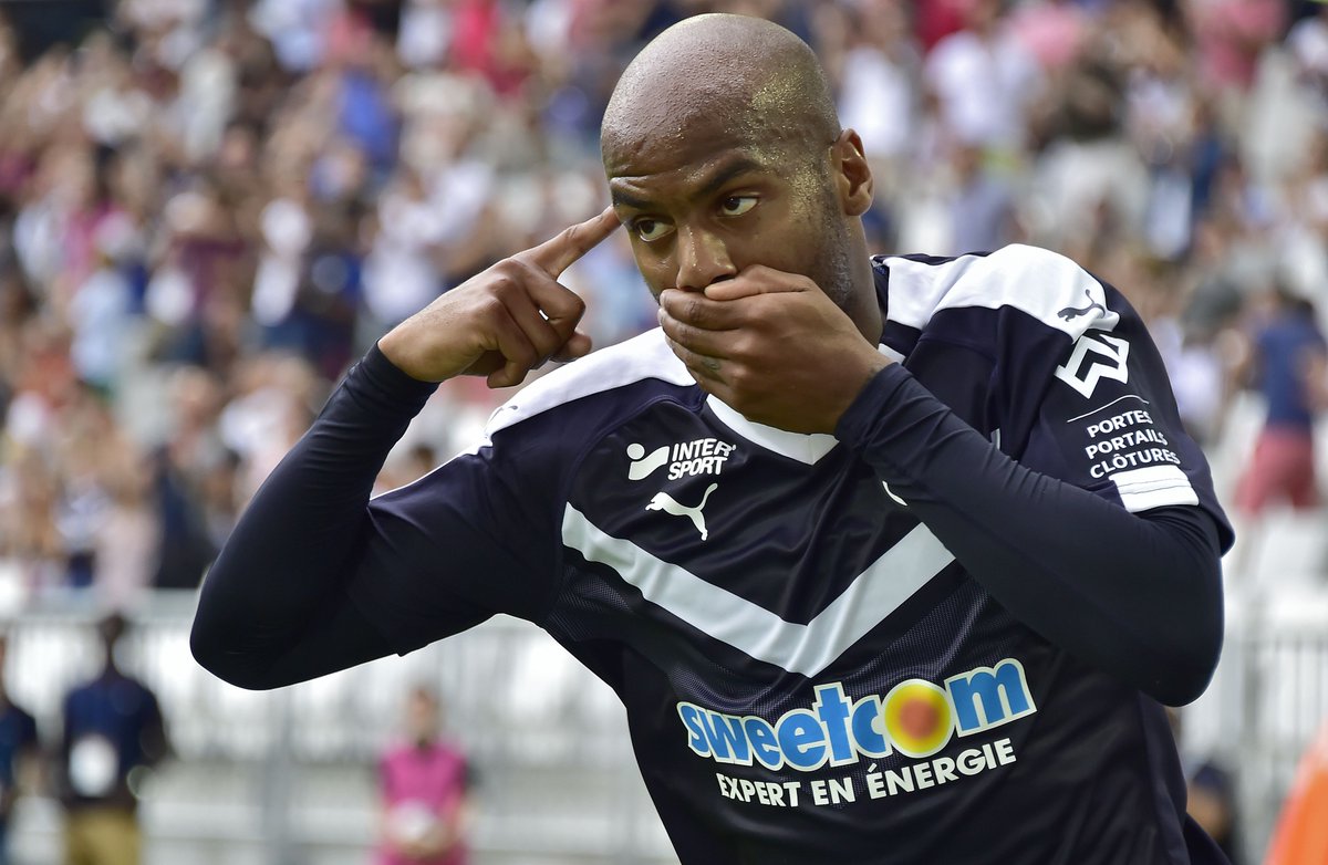 转会期成都蓉城调整名单以备法甲，迎来里程碑环节打磨，态度坚定，赛程密集仍需轮换的简单介绍