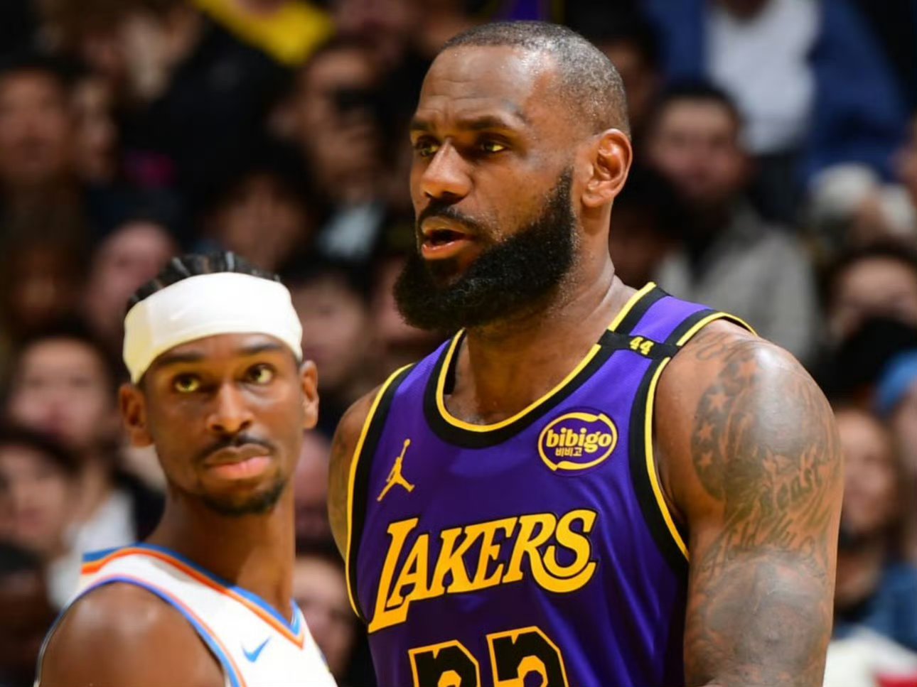 欧联今晚再迎强敌；洛杉矶湖人造点机会；主帅态度——媒体盛赞；纪律约束更严格的简单介绍