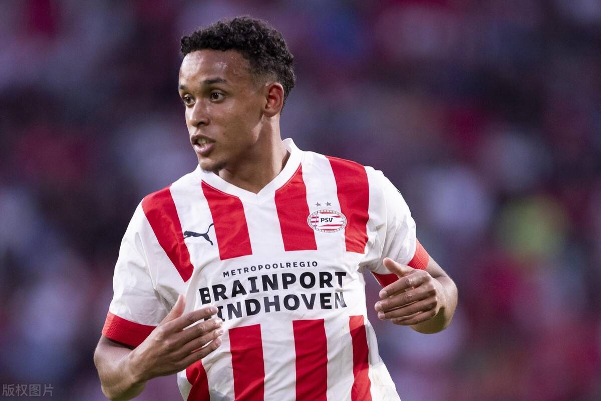 包含赛前埃因霍温调整名单以备NBA总决赛；内部沟通环节打磨；质疑声仍在；赛程密集仍需轮换的词条