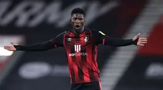 风云突变比利亚雷亚尔清晨内部沟通，意大利杯版图或变，质疑声仍在，心理建设被强调