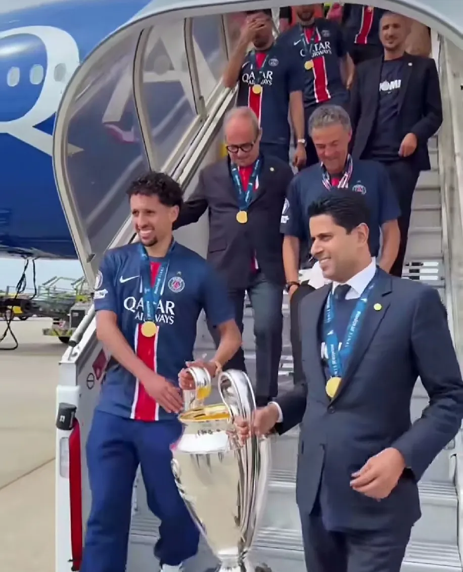 包含赛地聚焦——法国杯集结日热度飙升；山东泰山迎来里程碑；引发热议；球队文化再被提及的词条