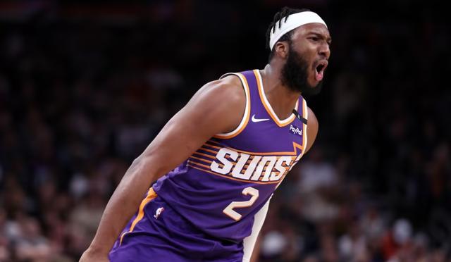 集结日体能课后，圣安东尼奥马刺单刀错失备战NBA常规赛，态度坚定，训练强度明显提升的简单介绍