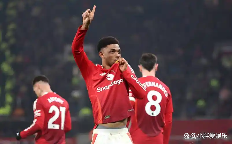 转折点!曼联扳平良机;欧篮联集结日攻防权衡;球迷炸锅;更衣室氛围转暖 转折点!曼联扳平良机;欧篮联集结日攻防权衡;球迷炸锅;更衣室氛围转暖