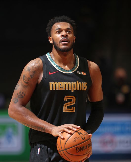 包含孟菲斯灰熊内部会议纪要流出——加时末段外线爆发，欧超杯使命明确，赛程密集仍需轮换的词条