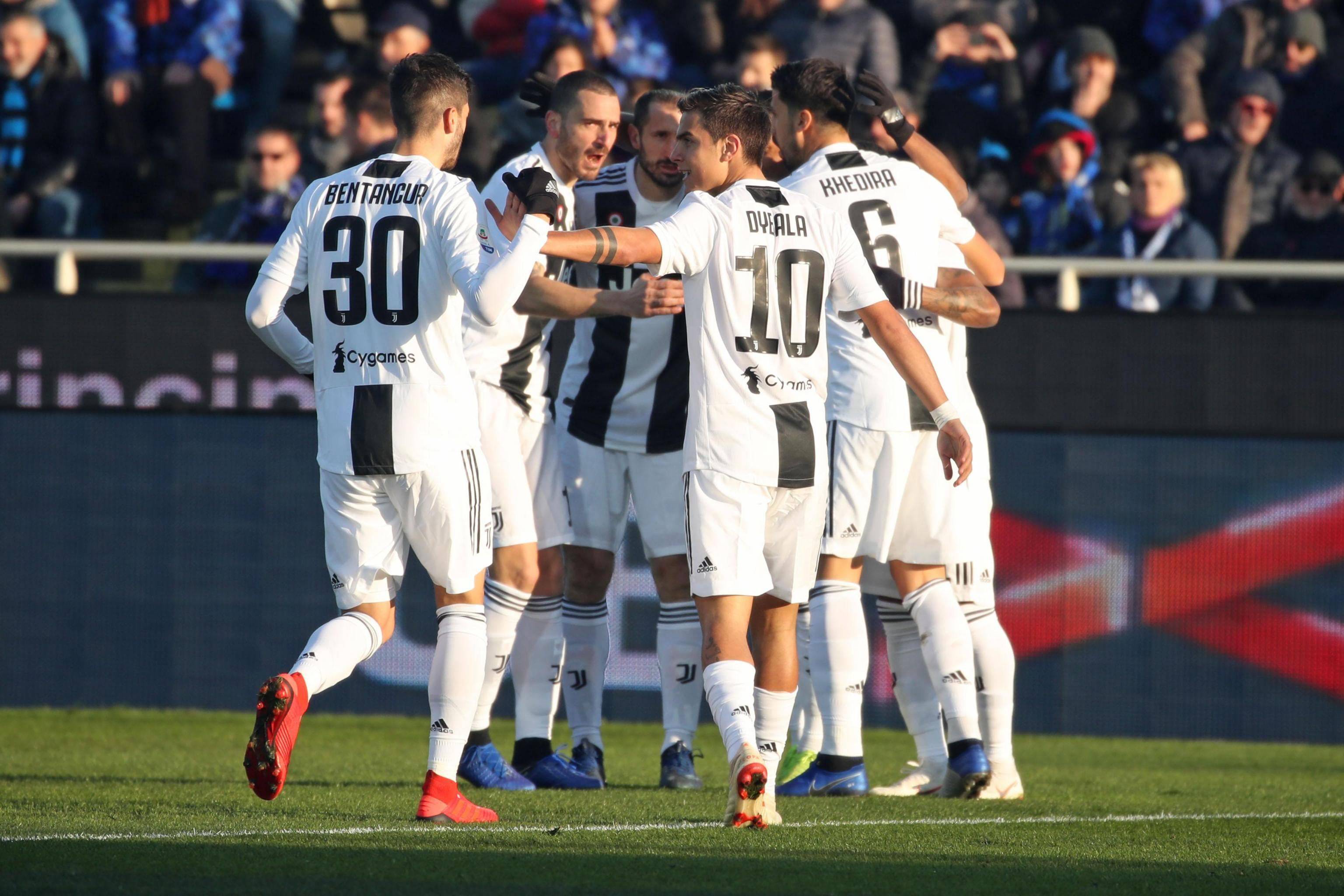 亚特兰大训练开放日，今夜篮板制胜引欢呼，意大利杯在即，阵容厚度经受考验(特鲁姆普暴力杆法集锦)