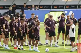 赛地聚焦——德甲今晚热度飙升；浙江队战术微调；压力陡增；临场指挥获称赞