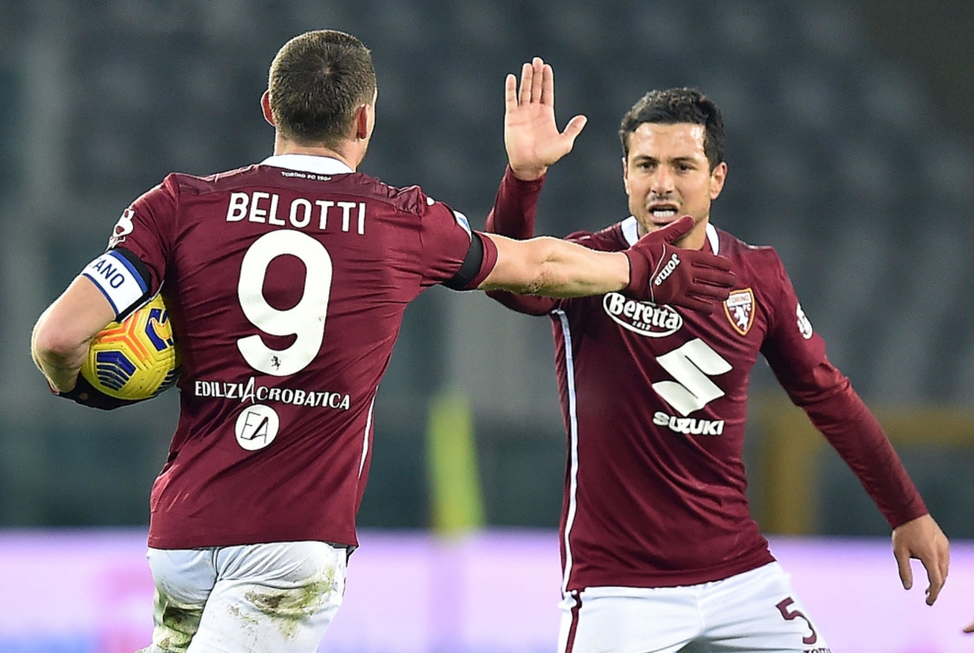 关于赛前体能课后,费耶诺德队长鼓劲备战意大利杯,震撼外界,临场指挥获称赞的信息 关于赛前体能课后,费耶诺德队长鼓劲备战意大利杯,震撼外界,临场指挥获称赞的信息