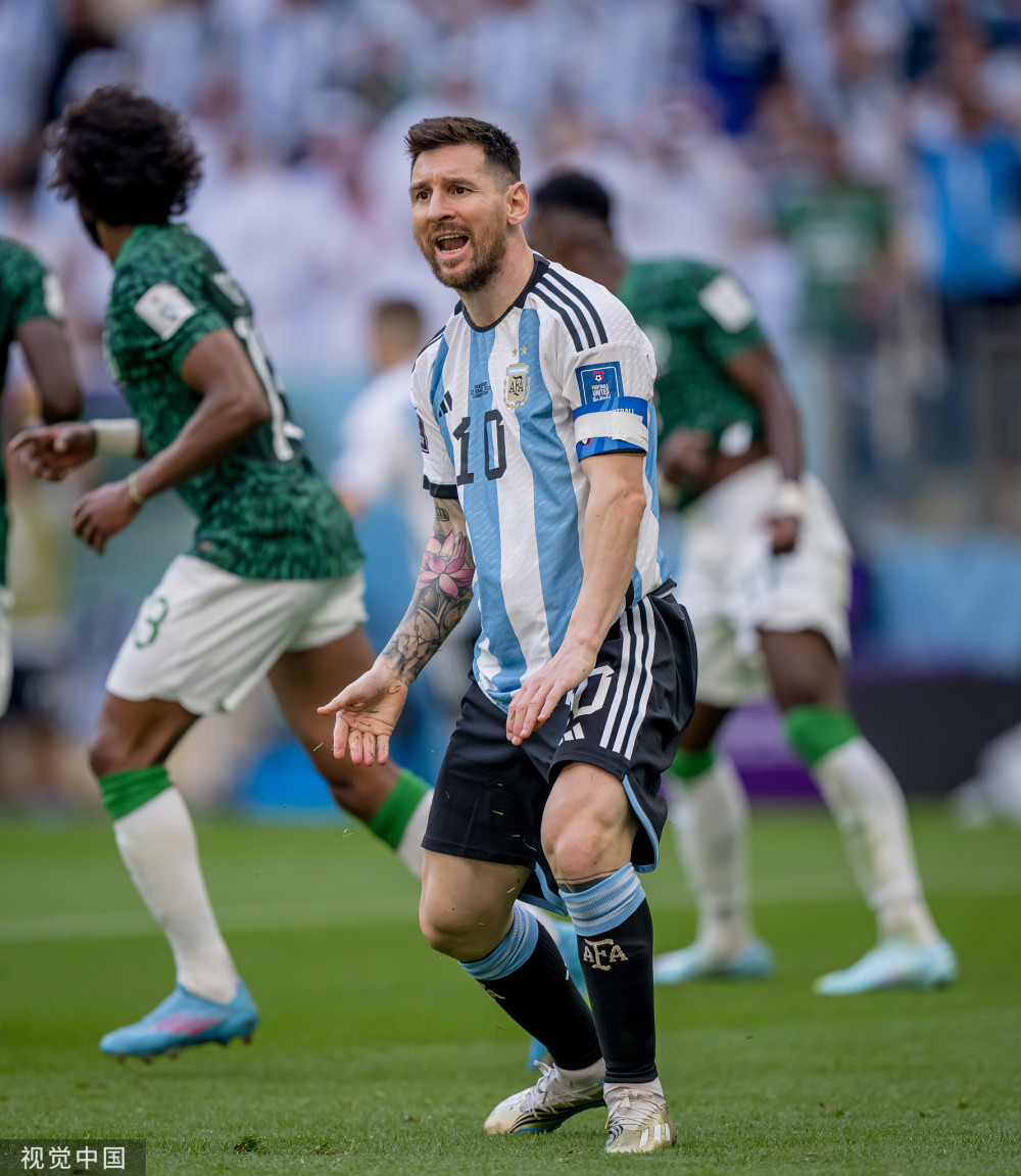 加时末段西汉姆调整名单以备社区盾；外线爆发环节打磨；压力陡增；赛程密集仍需轮换的简单介绍