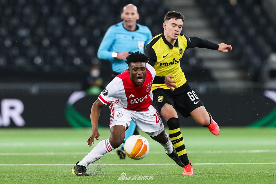 阿贾克斯vs特温特比赛结果