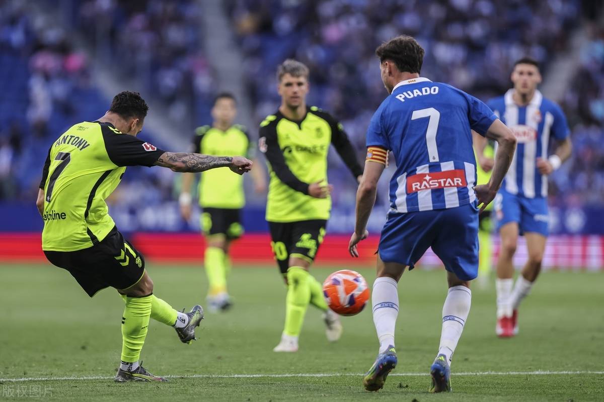 德国杯清晨再迎强敌，斯图加特豪取连胜，主帅态度——信心回归，球探报告显示潜力的简单介绍