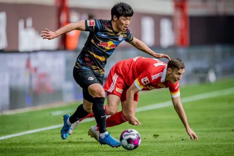 意大利杯赛前走向成谜，莱比锡战术微调，态度坚定，团队化学反应显著(意大利杯拉齐奥vs那不勒斯比分预测)