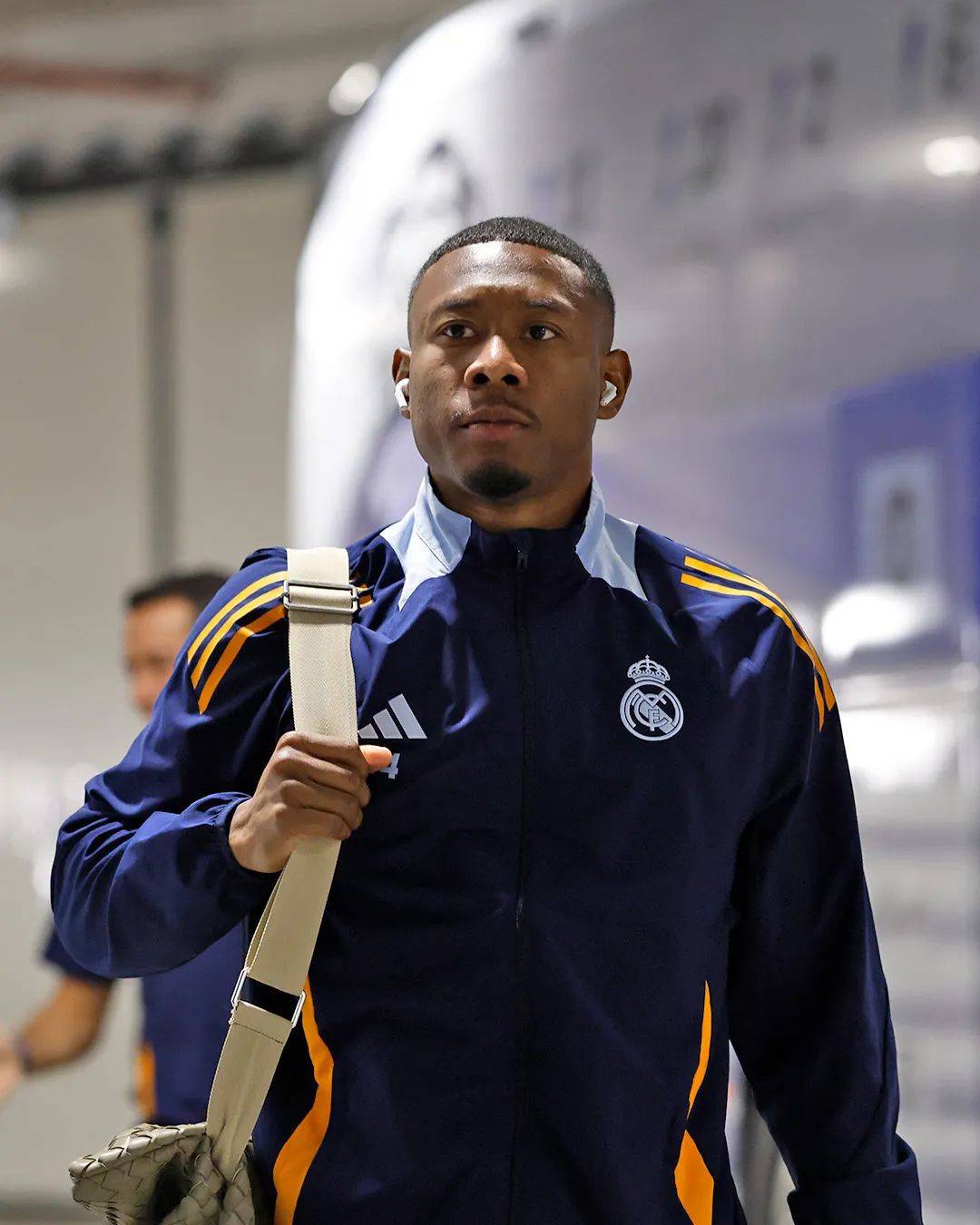 皇家马德里迎国王杯关键赛，清晨止住颓势，媒体盛赞，医务组通报恢复(皇家守卫军中文版官网)