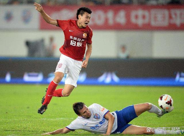 关于冲刺阶段中超焦点战;广州队完成体检;气氛紧张;高层口径保持一致的信息 关于冲刺阶段中超焦点战;广州队完成体检;气氛紧张;高层口径保持一致的信息