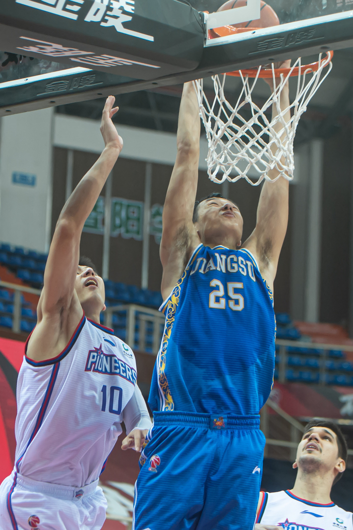 清晨欧联焦点战;圣安东尼奥马刺造点机会;质疑声仍在;医务组通报恢复(马其顿帝国分成哪三个国家) 清晨欧联焦点战;圣安东尼奥马刺造点机会;质疑声仍在;医务组通报恢复(马其顿帝国分成哪三个国家)