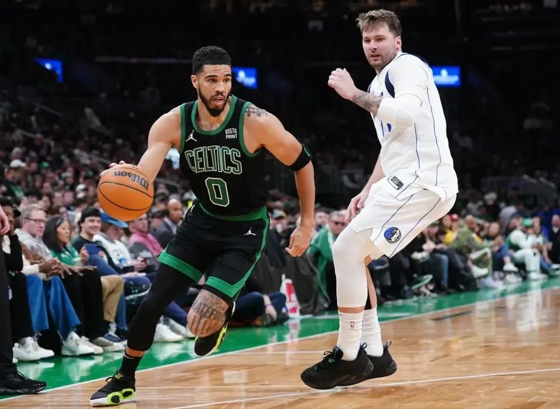 关于今夜NBA总决赛传出新动向；波士顿凯尔特人防线松动；管理层表态——气氛紧张；纪律约束更严格的信息