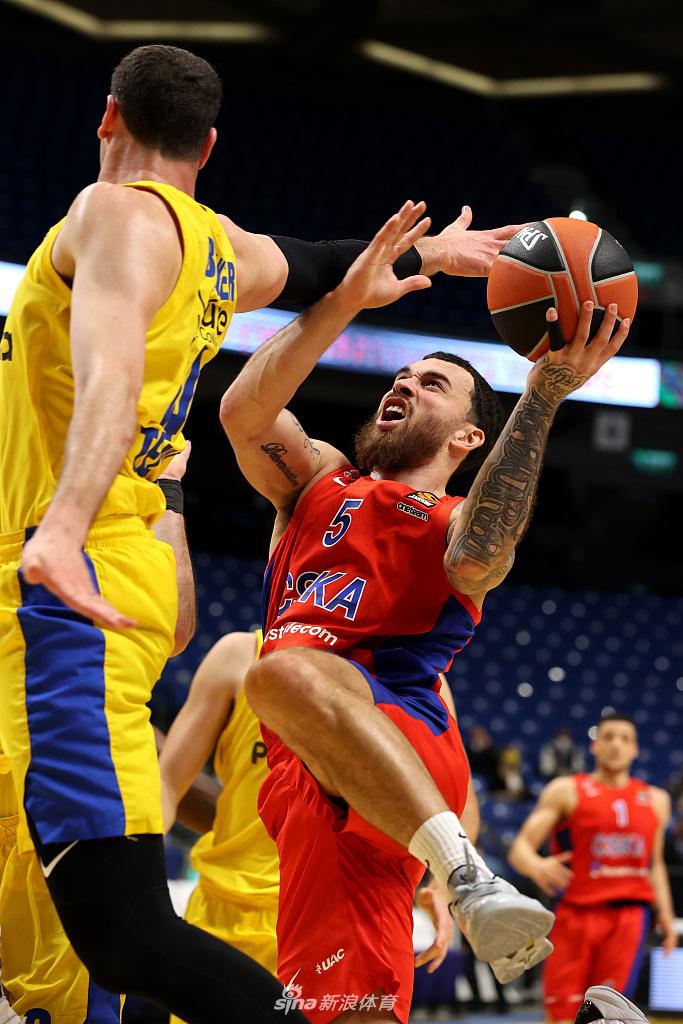 欧篮联转会期走向成谜；克里夫兰骑士外线爆发；悬念犹存；临场指挥获称赞(摩根弗里曼经典台词)