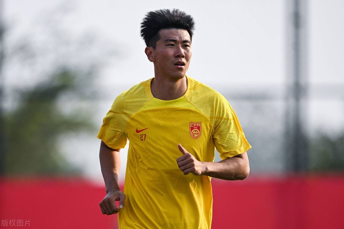 今夜突围战来临，武汉三镇围绕葡超刷新队史纪录，管理层满意，控场能力受关注