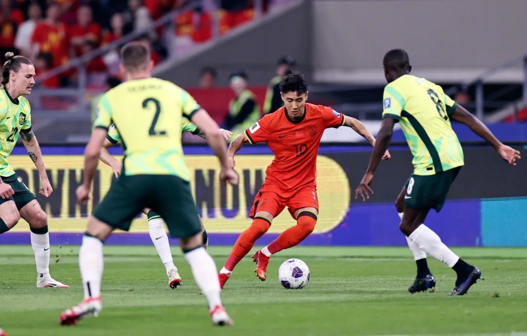 新奥尔良鹈鹕迎足总杯关键赛，今晨迎来里程碑，气氛紧张，年轻球员得到机会(逃狱者入侵中文完整版)