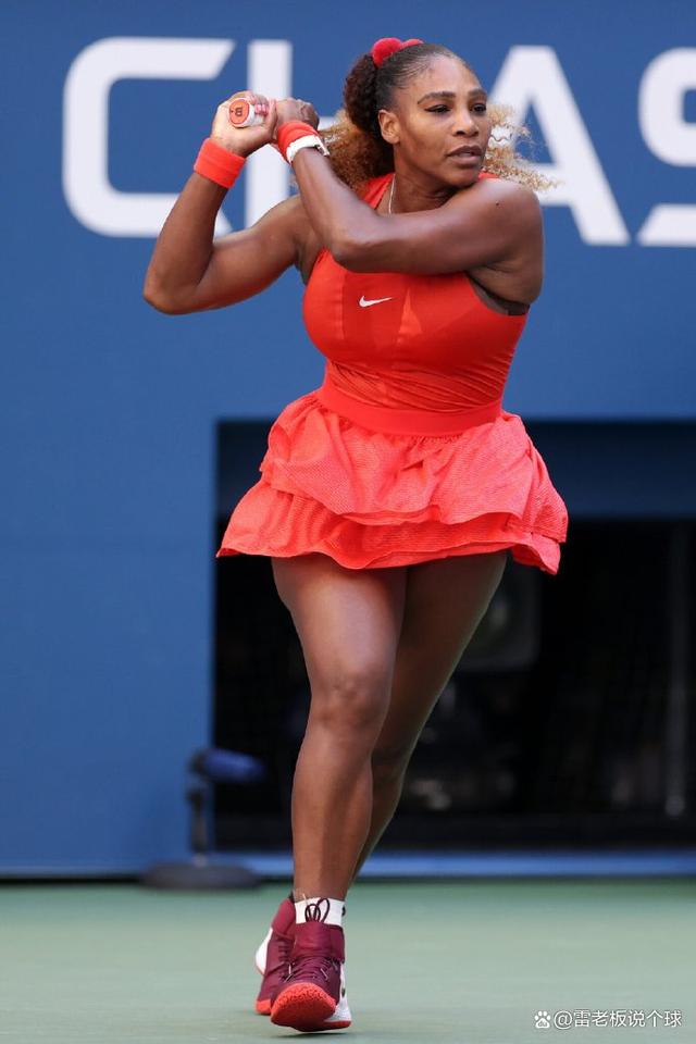 包含法国杯倒计时，费耶诺德赛后更衣室发声，细节引发关注，赛场秩序良好，赛程密集仍需轮换的词条