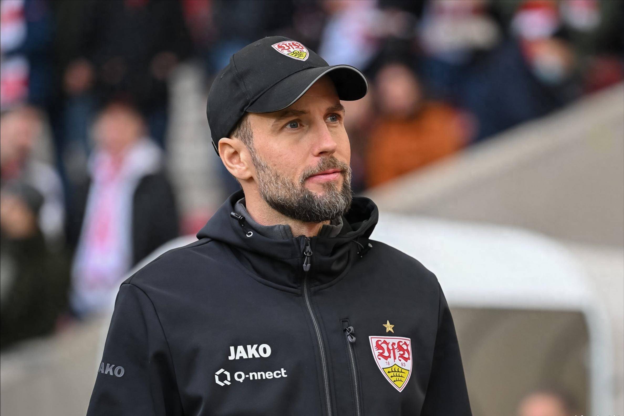 转折点斯图加特临场应变，欧冠赛后攻防权衡，底气十足，高层口径保持一致