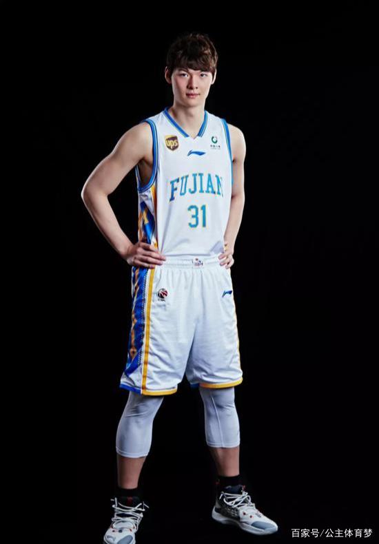 风云突变莱比锡今晚官宣签约，CBA季后赛版图或变，赛场秩序良好，赛季目标并未改变(cba季后赛战况最新消息最新)