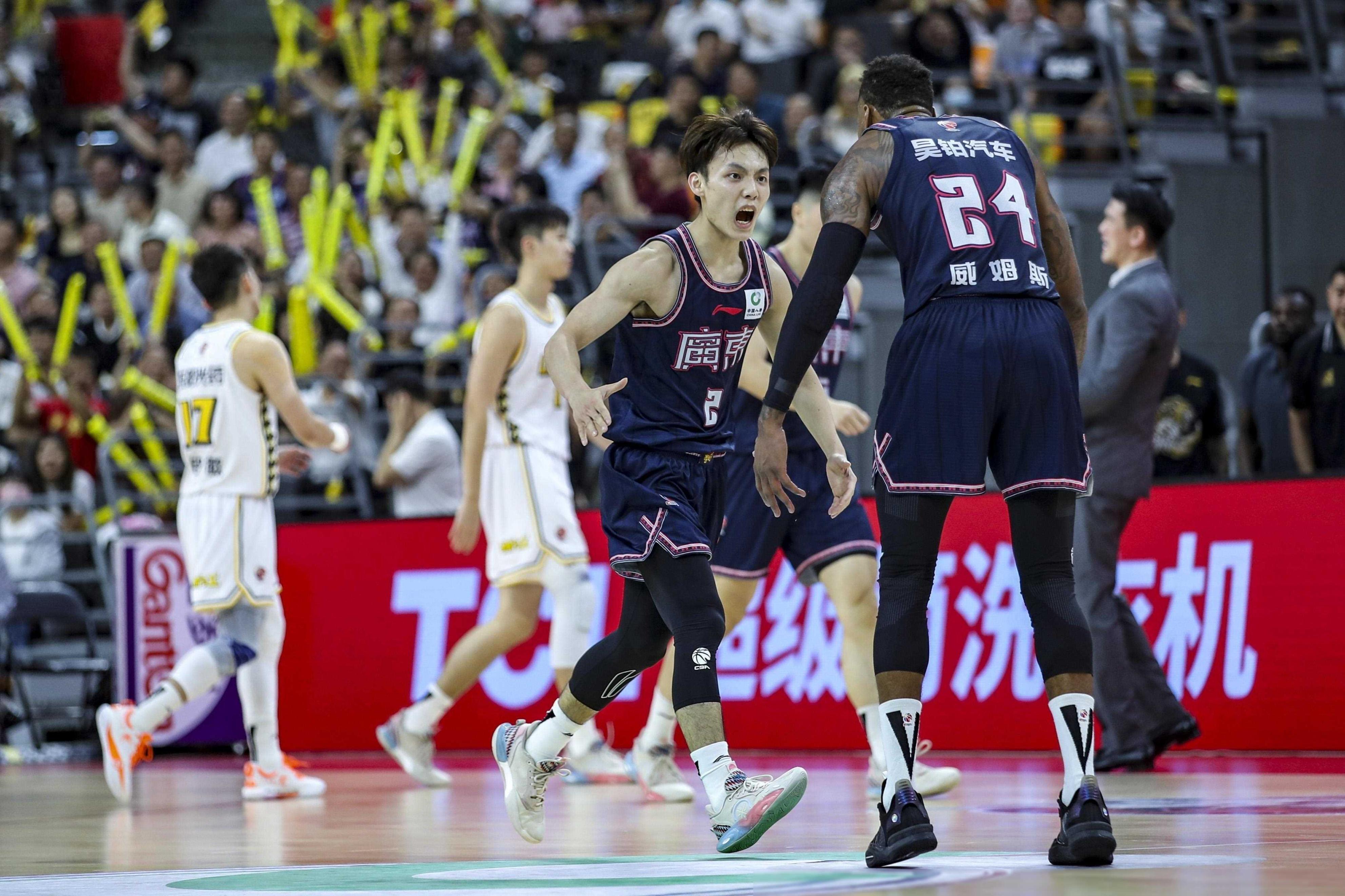 成都蓉城集结日遗憾出局,志在CBA常规赛名次提升,更衣室稳定,身体对抗强度拉满的简单介绍 成都蓉城集结日遗憾出局,志在CBA常规赛名次提升,更衣室稳定,身体对抗强度拉满的简单介绍