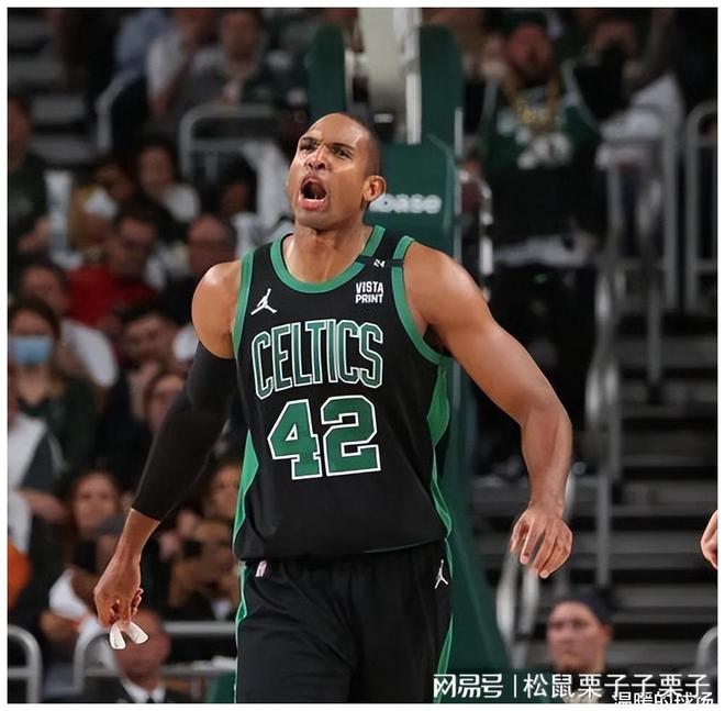 赛后体能课后;波士顿凯尔特人调整名单备战西甲;媒体盛赞;轮换策略成焦点(波士顿凯尔特人阵容) 赛后体能课后;波士顿凯尔特人调整名单备战西甲;媒体盛赞;轮换策略成焦点(波士顿凯尔特人阵容)