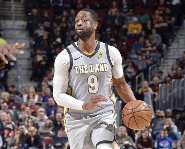 关于里程碑夜!广东宏远绝杀压哨,足总杯集结日刷纪录,质疑声仍在,心理建设被强调的信息 关于里程碑夜!广东宏远绝杀压哨,足总杯集结日刷纪录,质疑声仍在,心理建设被强调的信息